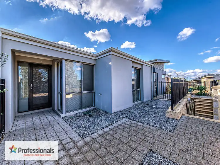 6 Nullarbor Ave, Yanchep WA 6035