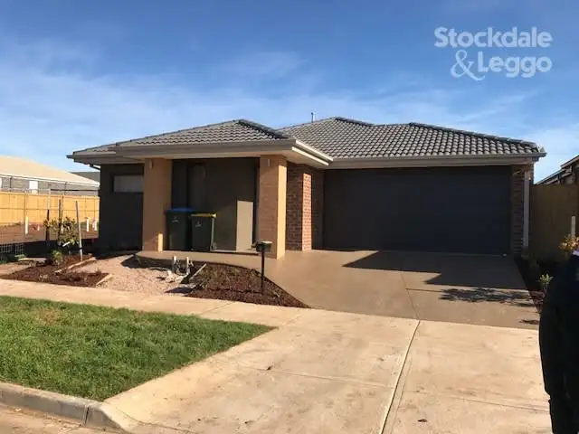 15 Saxby street, Tarneit VIC 3029