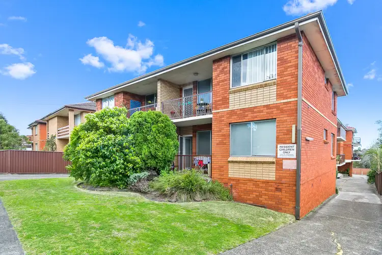 8/74 Phillip Street, Roselands NSW 2196