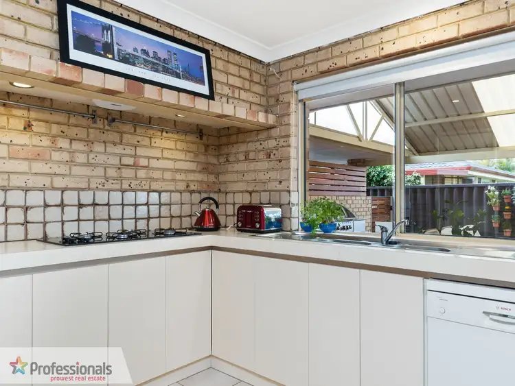 Sixth view of Homely house listing, 4 Tian Close, Willetton WA 6155