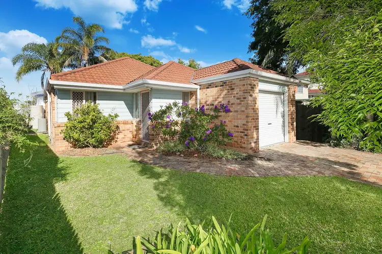 30 Eddowes St, Kedron QLD 4031