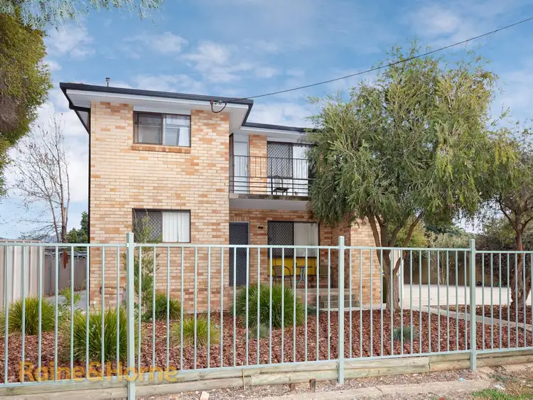 Main view of Homely unit listing, 2/8 Edney Street, Kooringal NSW 2650