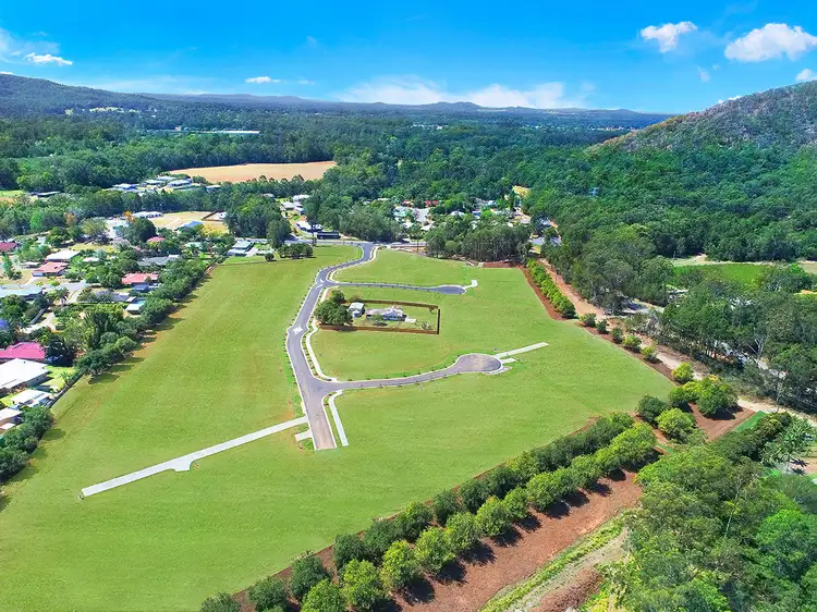 2595 Old Gympie Road, Beerwah QLD 4519