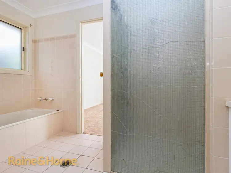 Fifth view of Homely house listing, 46 Dalman Parkway, Glenfield Park NSW 2650