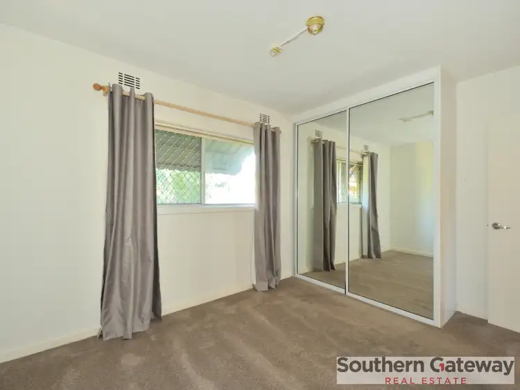 Seventh view of Homely unit listing, Unit 4, 13 Dowling Place, Orelia WA 6167