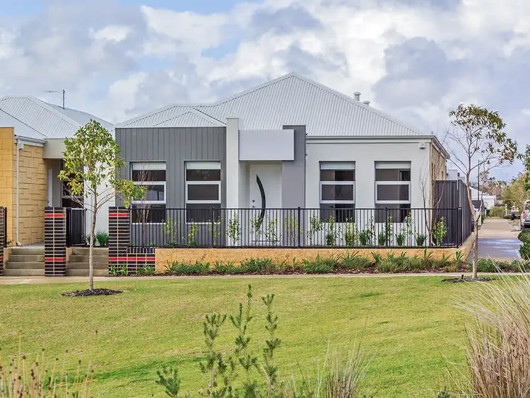 16 Barre Lane, Wellard WA 6170