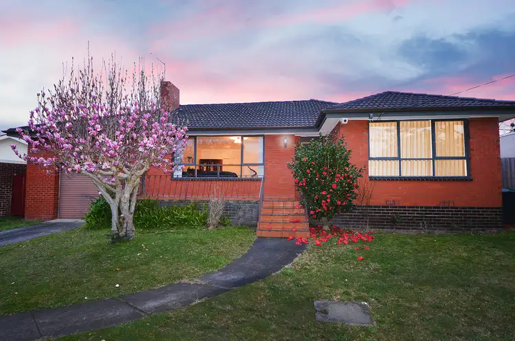 7 Brentwood Drive