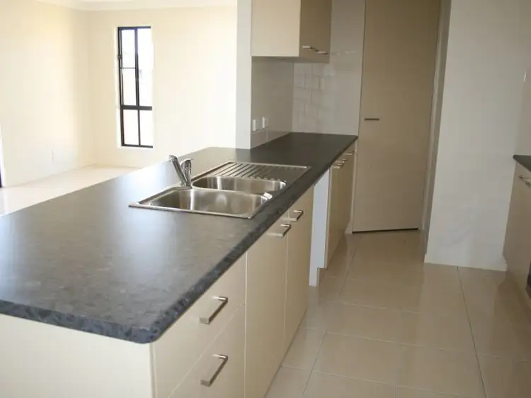 Second view of Homely unit listing, Unit 1 / 20 Lookout Place, Rosenthal Heights QLD 4370