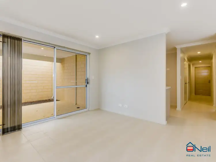 Sixth view of Homely house listing, 2/33 Terence Street, Gosnells WA 6110