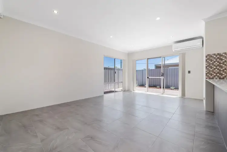 Fifth view of Homely unit listing, 1/129 Centre Street, Queens Park WA 6107