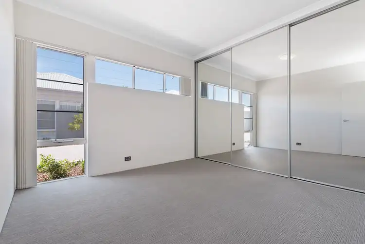 Sixth view of Homely unit listing, 1/129 Centre Street, Queens Park WA 6107