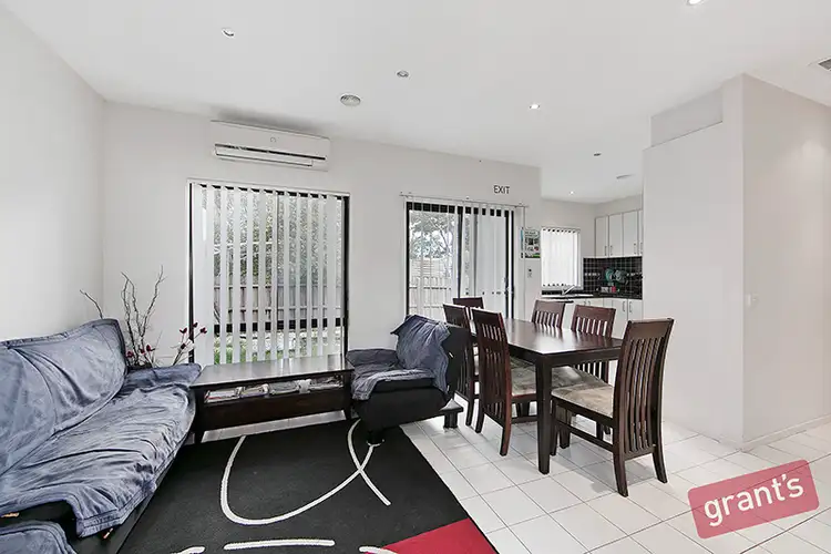 Fifth view of Homely unit listing, 2/2 Johnston Avenue, Eumemmerring VIC 3177