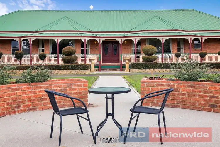 63 Johns Road, Creswick VIC 3363
