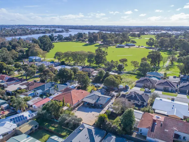 Fourth view of Homely house listing, 2 Highview Terrace, Wilson WA 6107