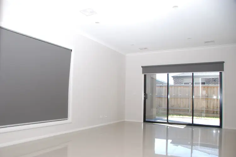 Fifth view of Homely house listing, 26 O'meara Crescent, Cranbourne East VIC 3977