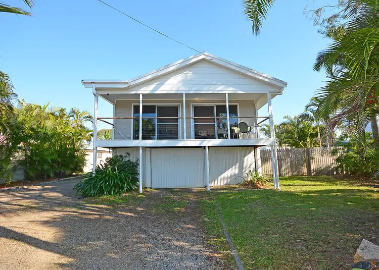 127 Pulgul Street, Urangan QLD 4655