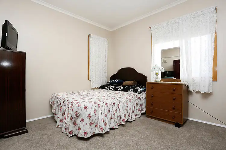Fourth view of Homely house listing, 5 Detroit Crescent, Corio VIC 3214