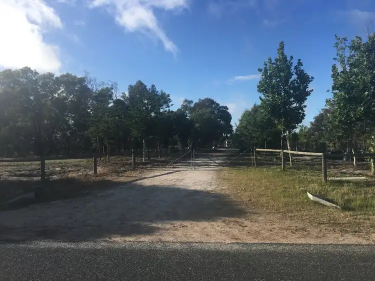53 Raphael Road, Bullsbrook WA 6084