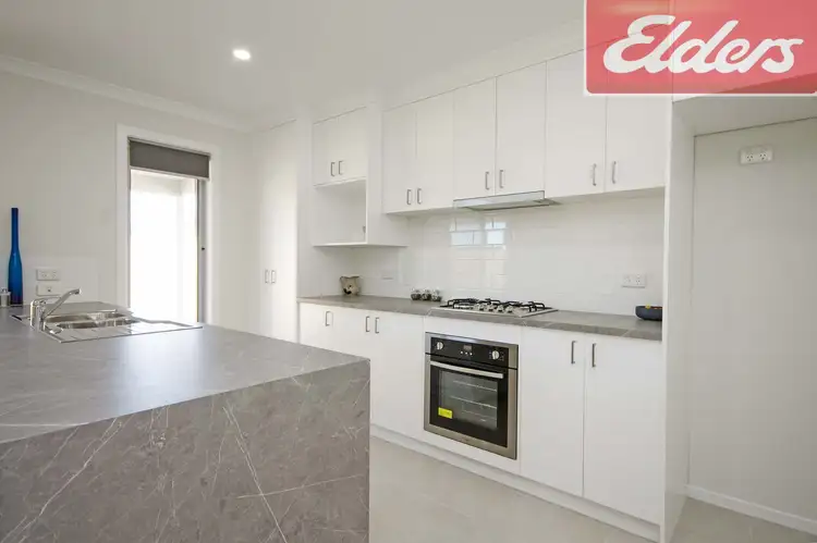 Third view of Homely house listing, 2 Middleton Crescent, Wodonga VIC 3690