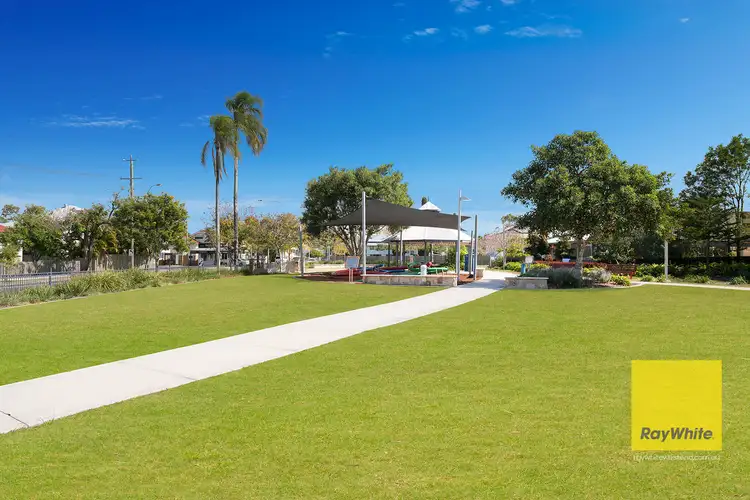 Third view of Homely block of units listing, 100 Kent Road, Wooloowin QLD 4030