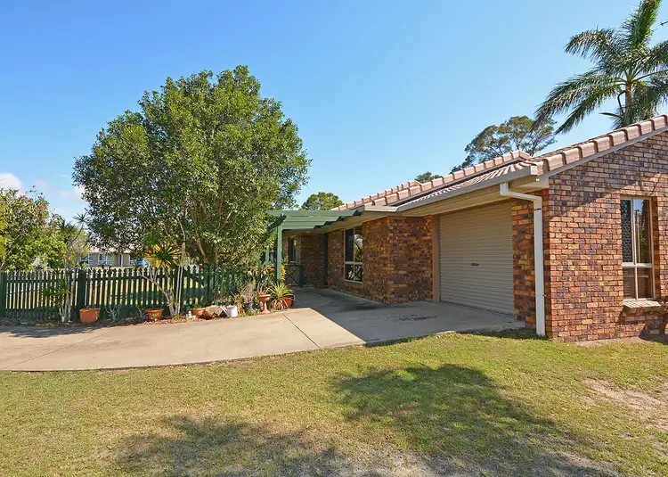 1 Fiona Court, Urangan QLD 4655