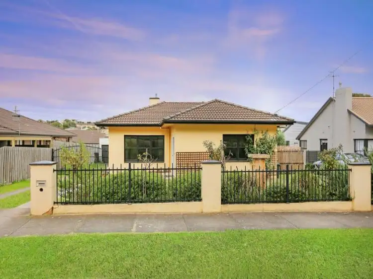 9 Lyndoch Avenue, Warrnambool VIC 3280