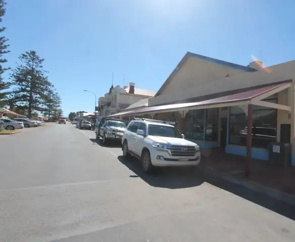 18 Main Street, Cowell SA 5602