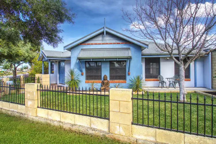 1 Seawind Drive, Rockingham WA 6168