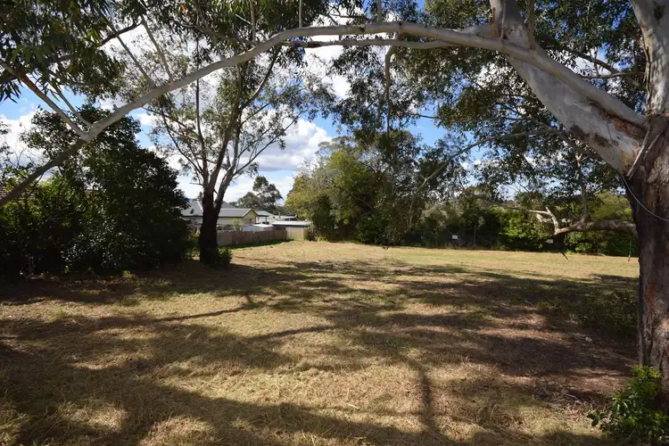 2 McKenzie Street, Nowra NSW 2541