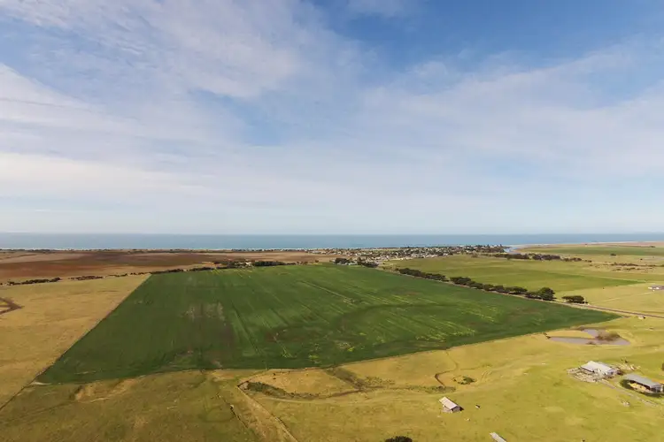 2321 Seaspray Road, Seaspray VIC 3851