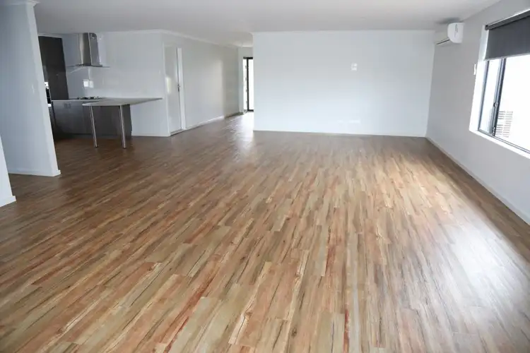 Second view of Homely house listing, 6 Hastings Crescent, Castletown WA 6450