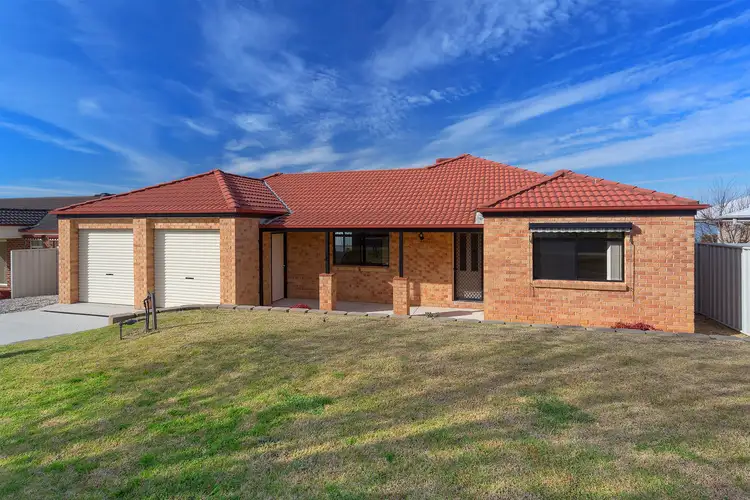 13 Montclair Avenue, Wodonga VIC 3690