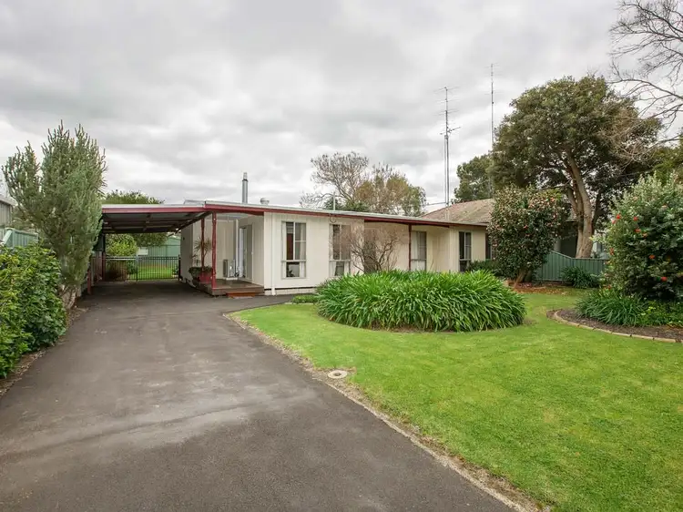 4 Money Street, Burekup WA 6227