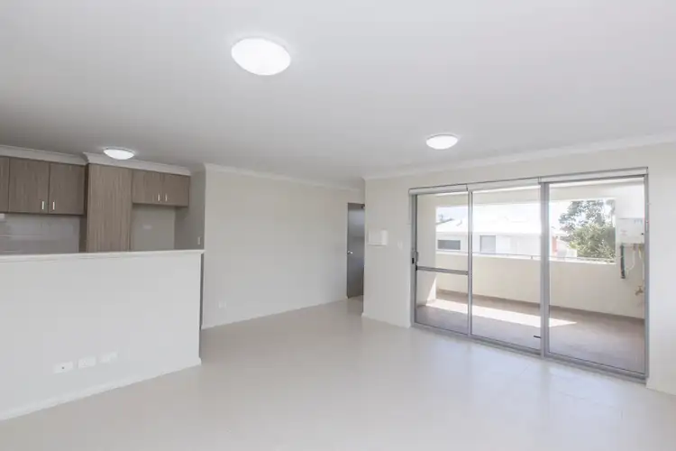 Fifth view of Homely apartment listing, 4/19 Stainer Street, Willagee WA 6156