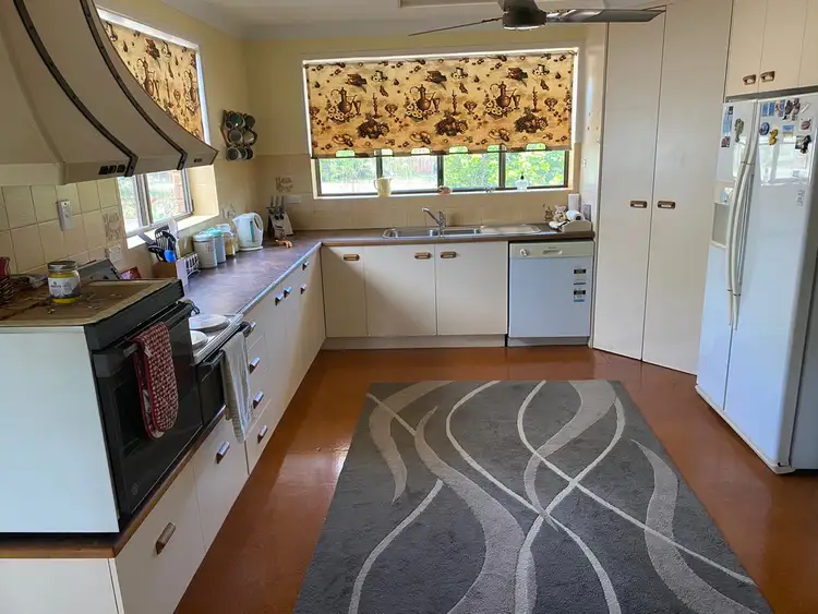 Sixth view of Homely house listing, 122 Esplanade, Point Vernon QLD 4655