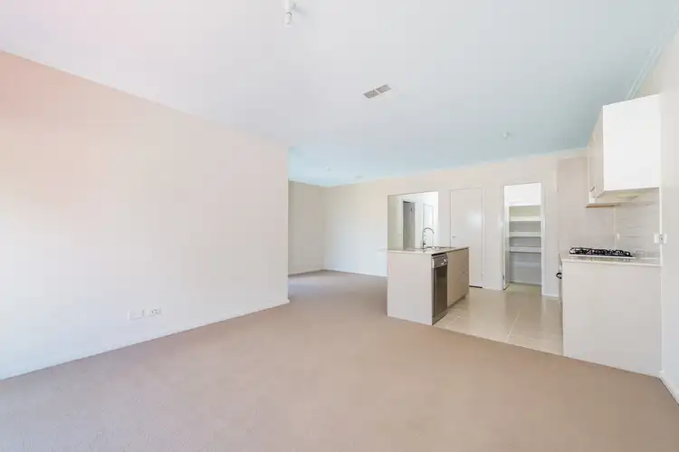 Fourth view of Homely semi-detached listing, 6 Reeves Crescent, Bonnyrigg NSW 2177