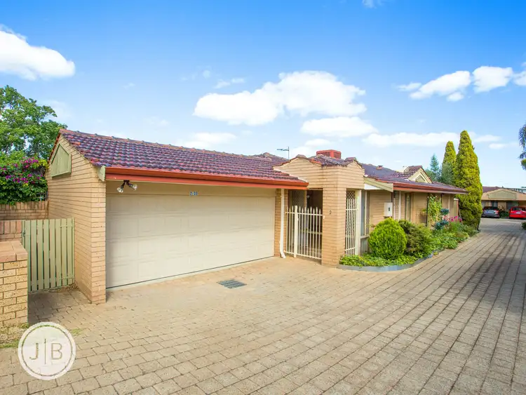 2/33 Mary Street, Como WA 6152