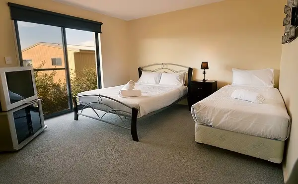 Fifth view of Homely townhouse listing, 4/18 Nettin Circuit, Jindabyne NSW 2627