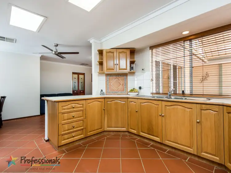 Sixth view of Homely house listing, 5 Allison Close, Willetton WA 6155