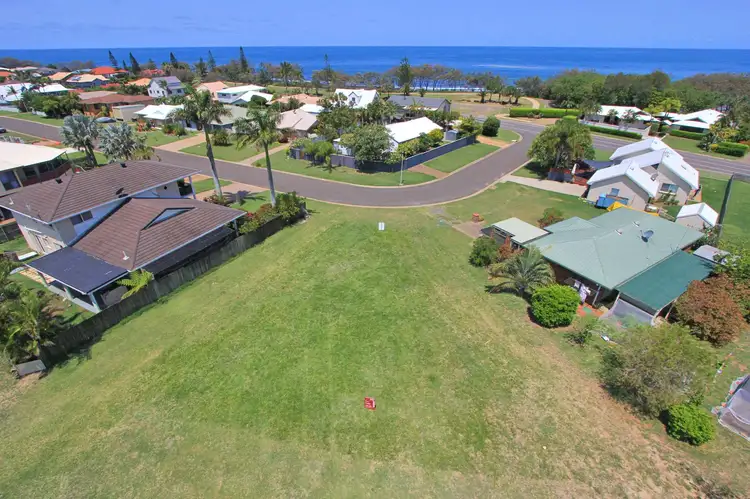 32 Oceanview Street, Bargara QLD 4670