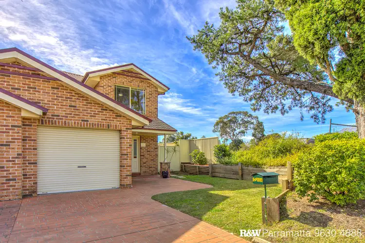 2/7 Rhonda Street (also known as 2/526 GWH), Pendle Hill NSW 2145