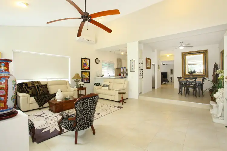 1/8 Wildwood Court, Surfers Paradise QLD 4217