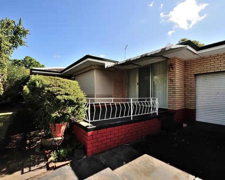 23 Clandon Way, Morley WA 6062