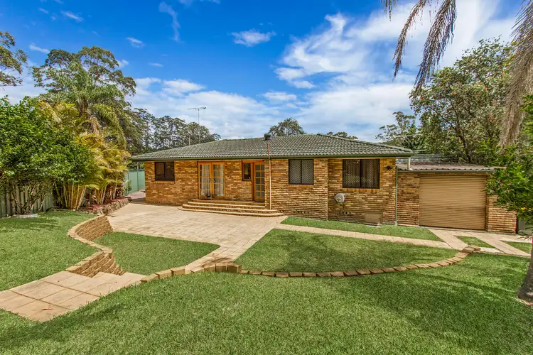4 Blackbutt Street, Wyoming NSW 2250
