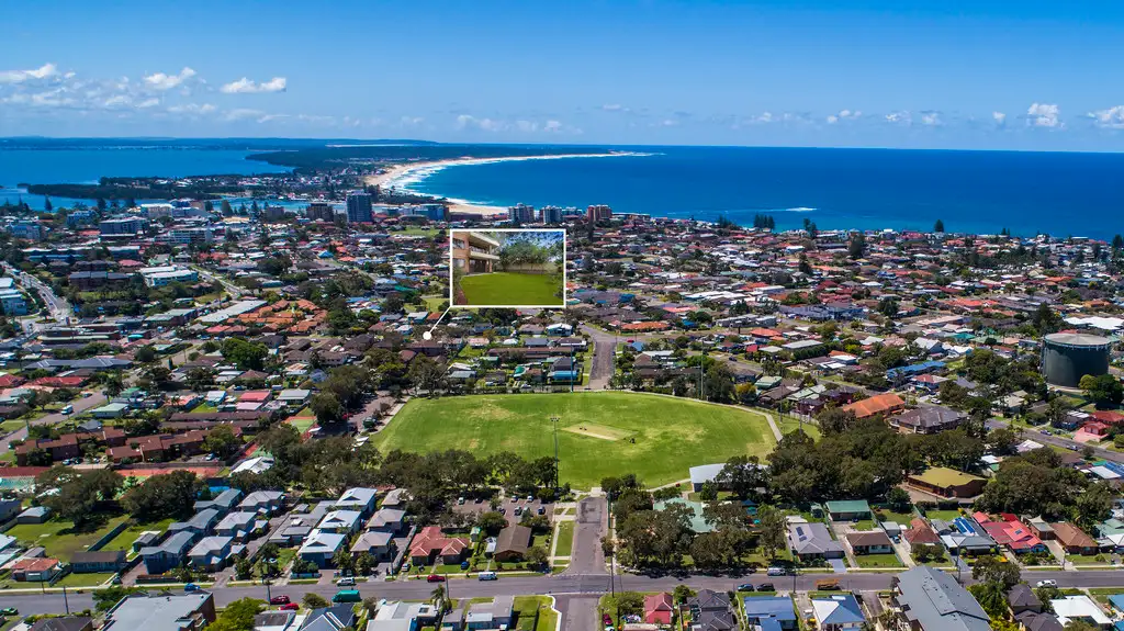 Main view of Homely house listing, 11/10-12 Sutton Avenue, Long Jetty NSW 2261