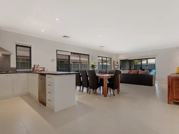 Fifth view of Homely house listing, 5 Hibiscus Way, Baldivis WA 6171