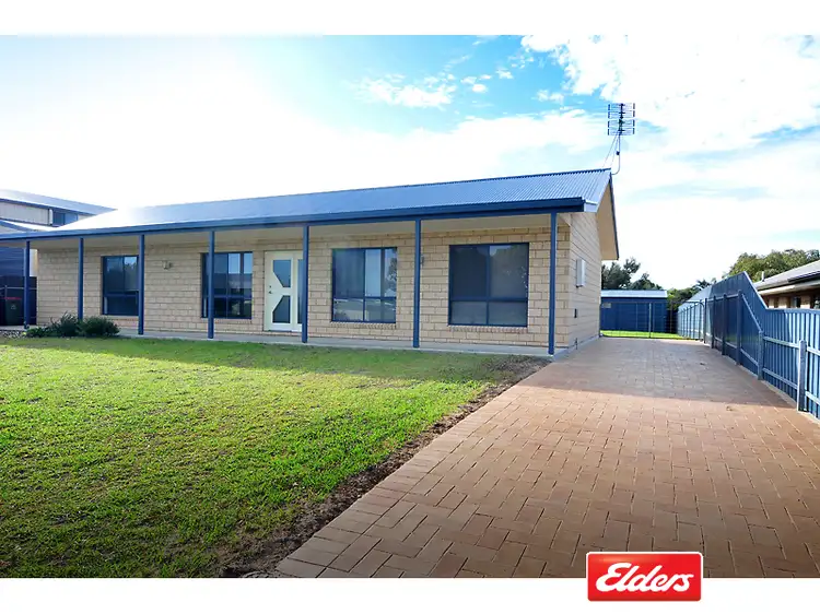 18 Dowdy Street, Kingston Se SA 5275