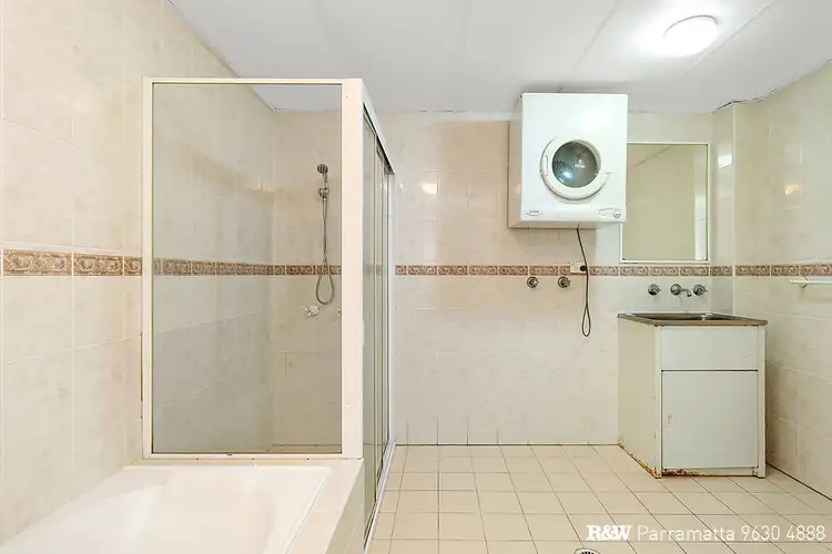 Fifth view of Homely unit listing, 14/15-23 Mowle Street, Westmead NSW 2145