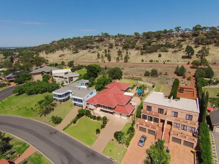 10 Waugh Street, Griffith NSW 2680