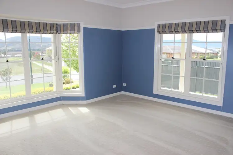 Second view of Homely house listing, 8 Wren Close, Tamworth NSW 2340